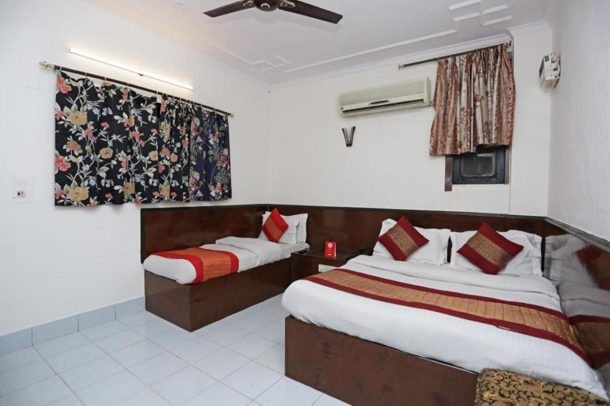 Hotel Perfect Spot- Main Bazar - Walking Metro Station Neu-Delhi Exterior foto